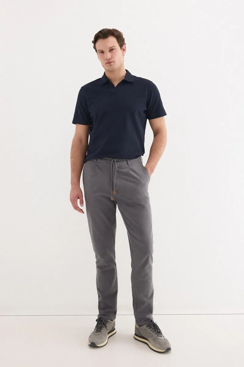Cotton-linen chino trousers with drawstrings