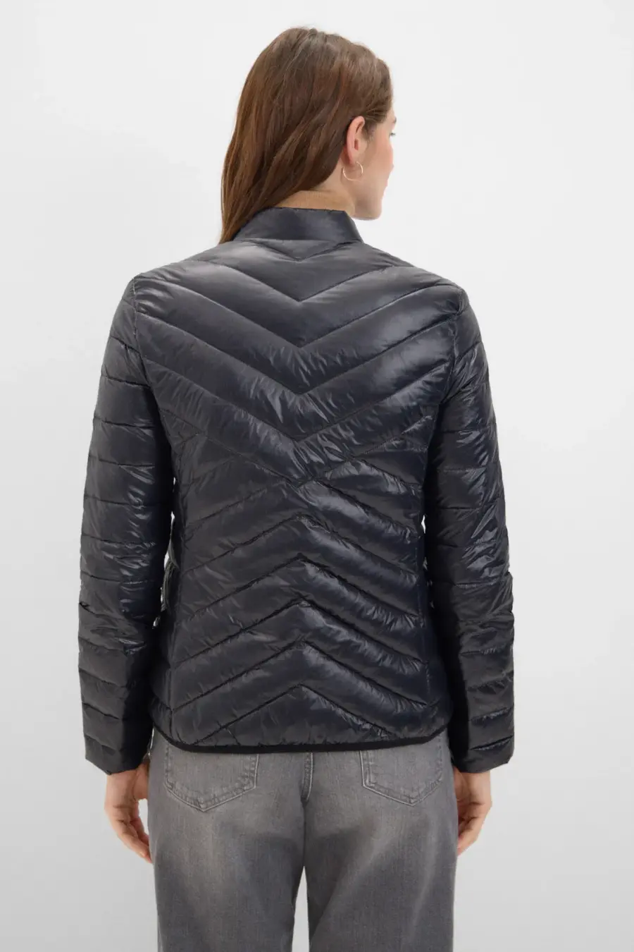 Reversible down jacket