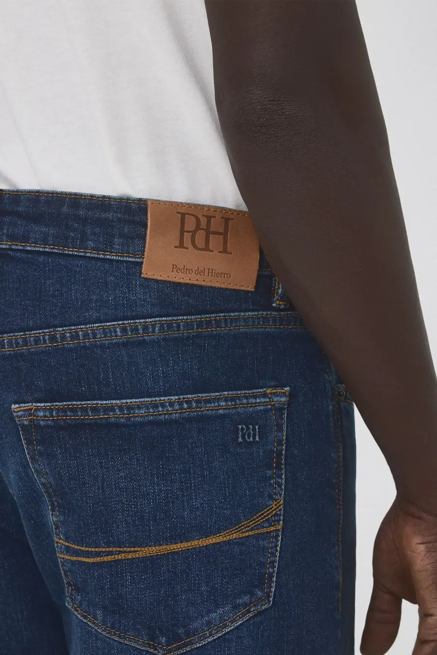 Premium Flex Regular Fit Jeans