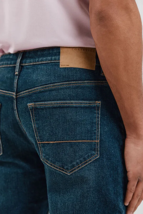 Classic Fit  Jeans
