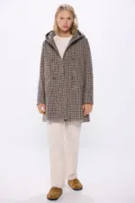 Checkered hooded coat with buttons