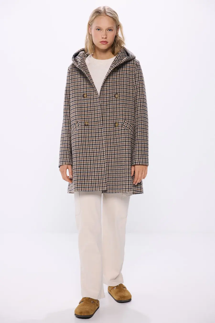 Checkered hooded coat with buttons