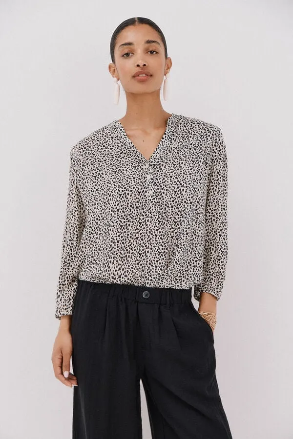 Front yoke blouse
