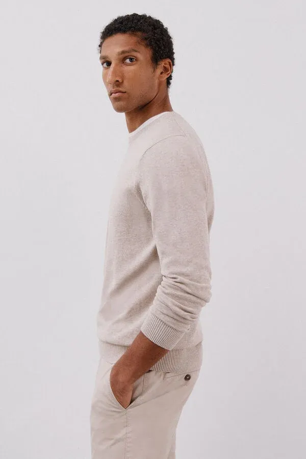 Fine knit cotton round neck sweater