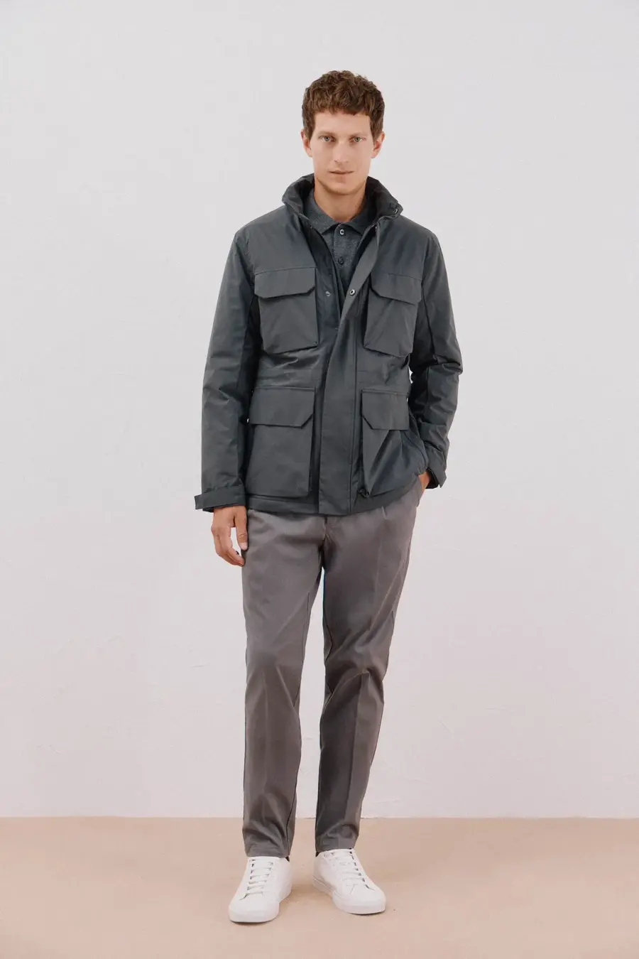 Technical jacket with 4 pockets