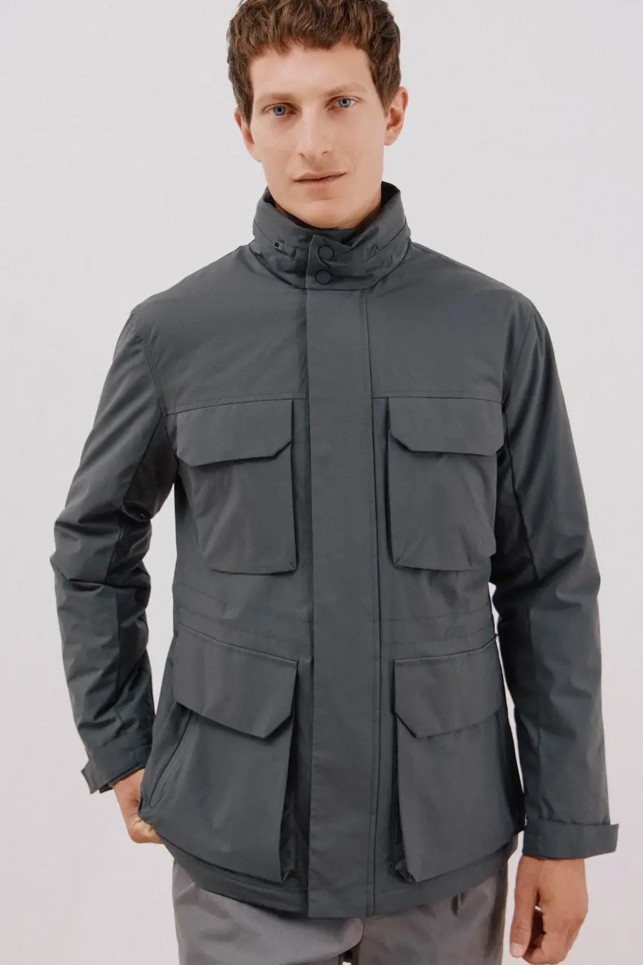 Technical jacket with 4 pockets