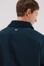 Jacket with combined collar