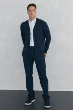 Cotton knit jersey-knit with V neck and buttons