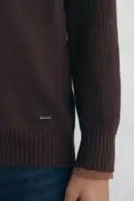 Vespa neck sweater