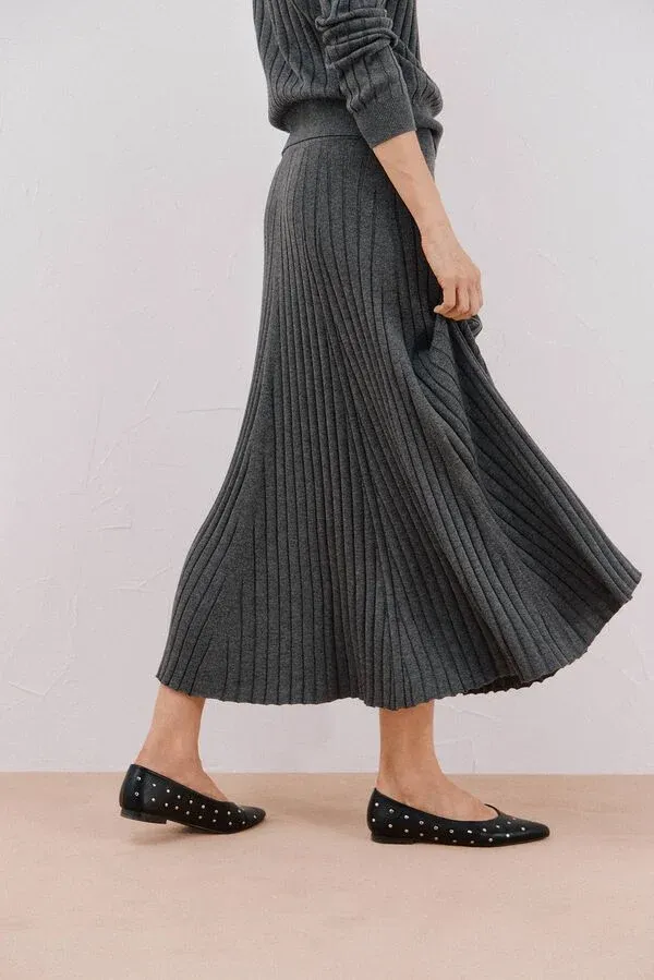Flared jersey-knit skirt