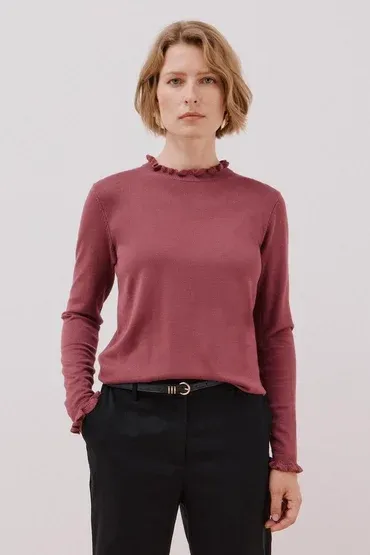 Ruffled neck sweater