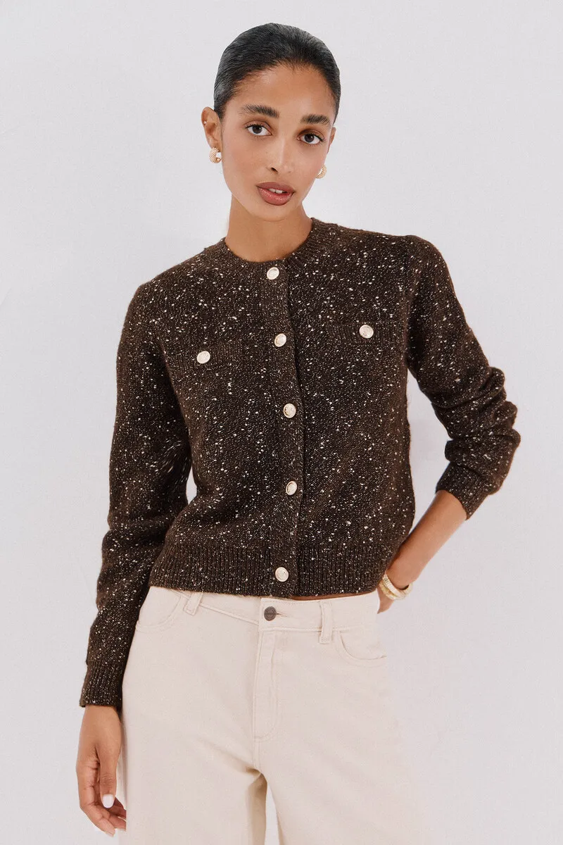 Short jacket with buttons