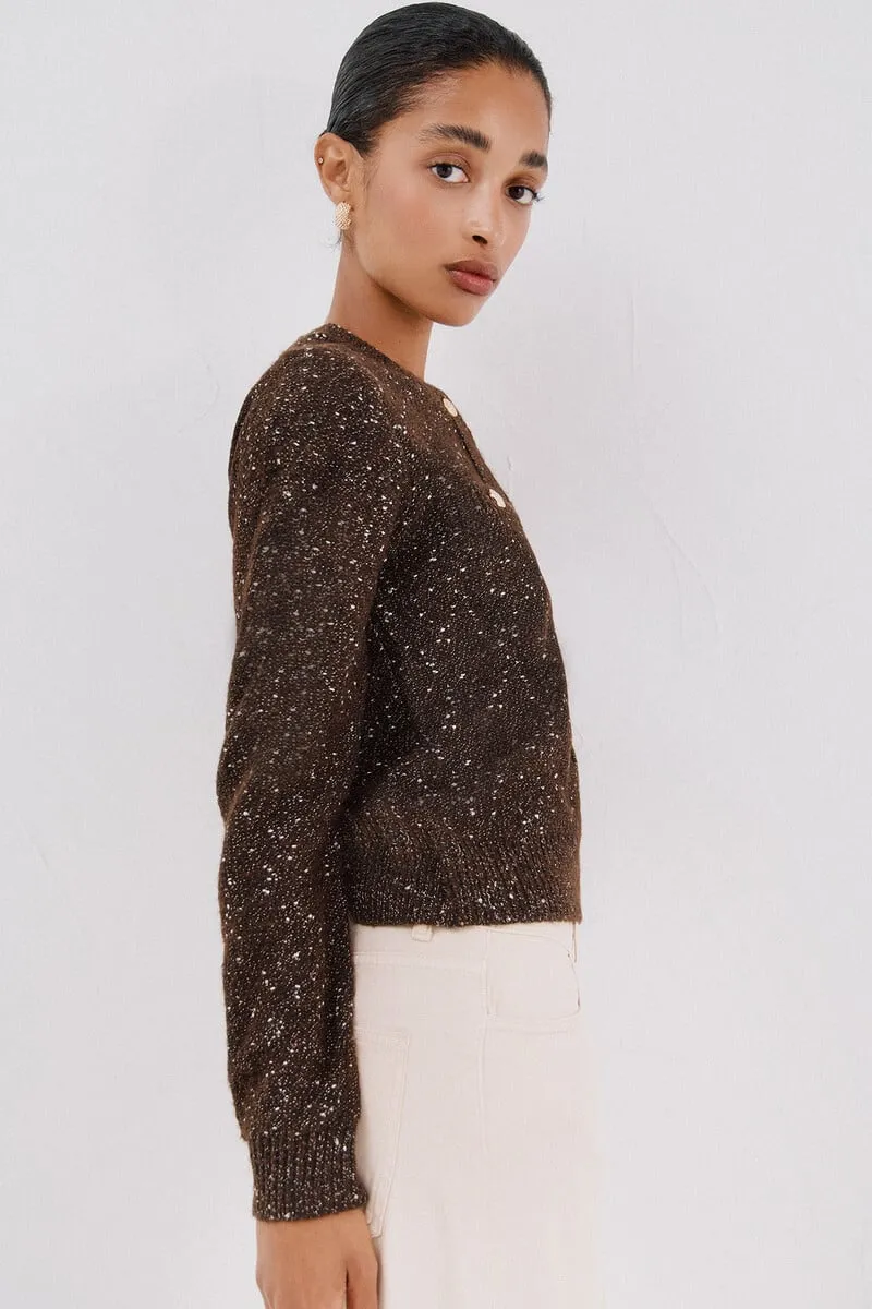 Short jacket with buttons