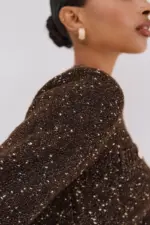 Short jacket with buttons