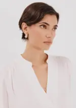 Elastic buttons shirt