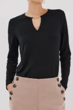 Gold piece top with neckline