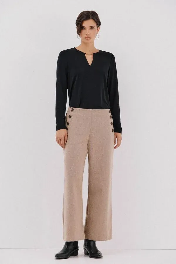 Gold piece top with neckline