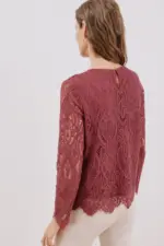 Top guipur manga larga