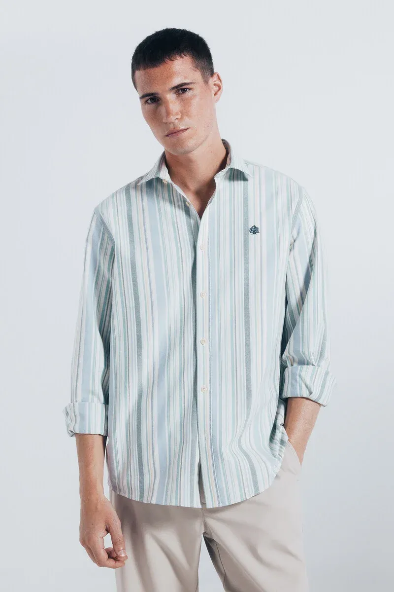 Lightweight striped oxford shirt
