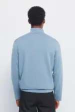 Basic zipper sweater