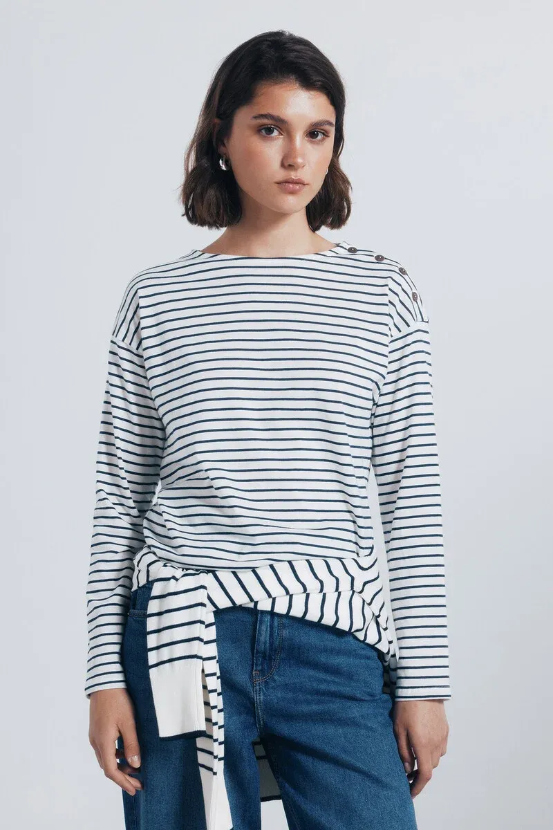 Striped T-shirt with shoulder buttons