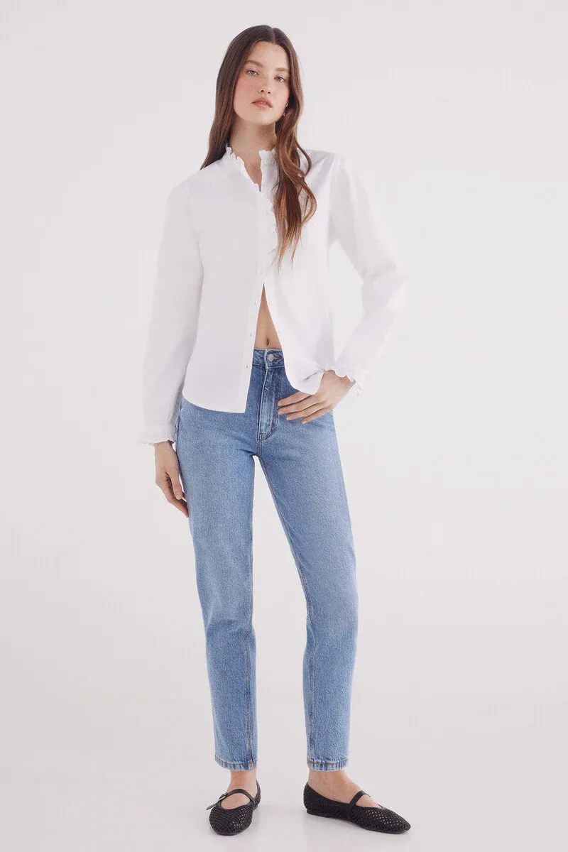 Oxford blouse with ruffle collar