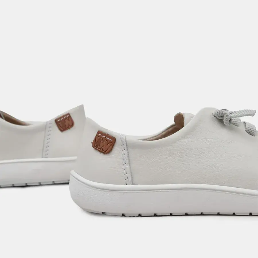 Women's leather white barefoot sneakers Bata