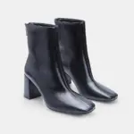Women's ankle boot with heel and zip Bata