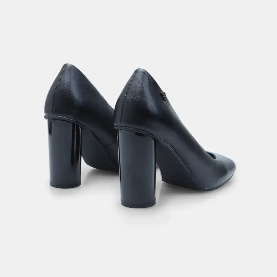 Women's Bata Red Label pumps