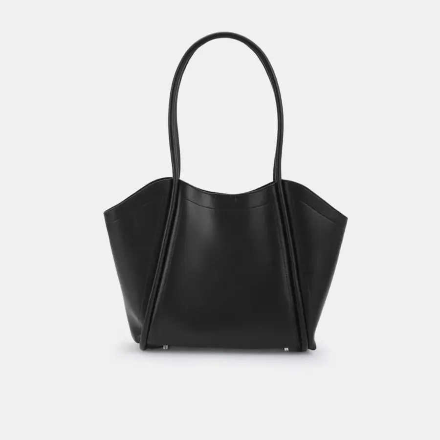 Elegant Bata Leather Bag
