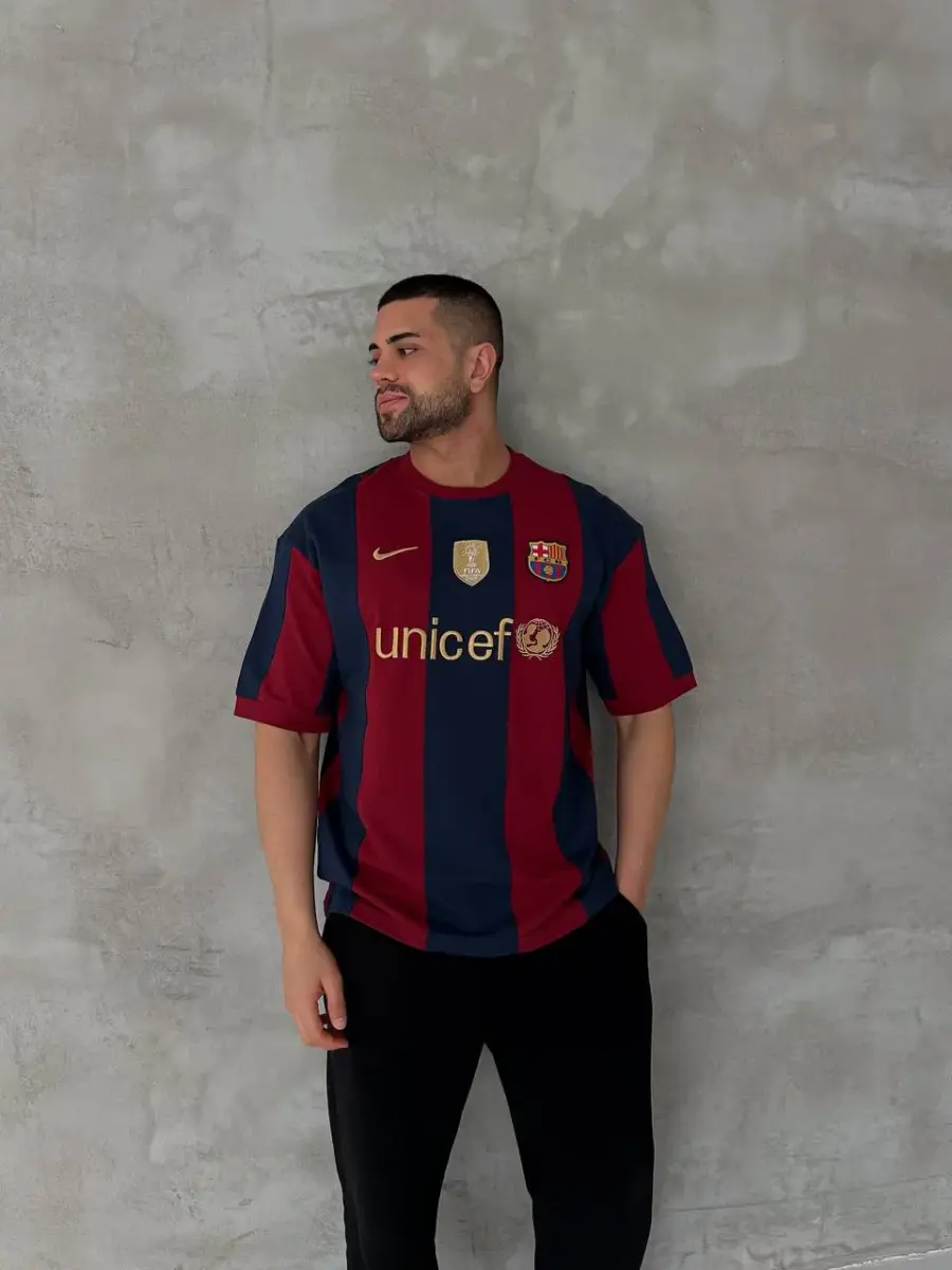 تيشيرت برشلونة