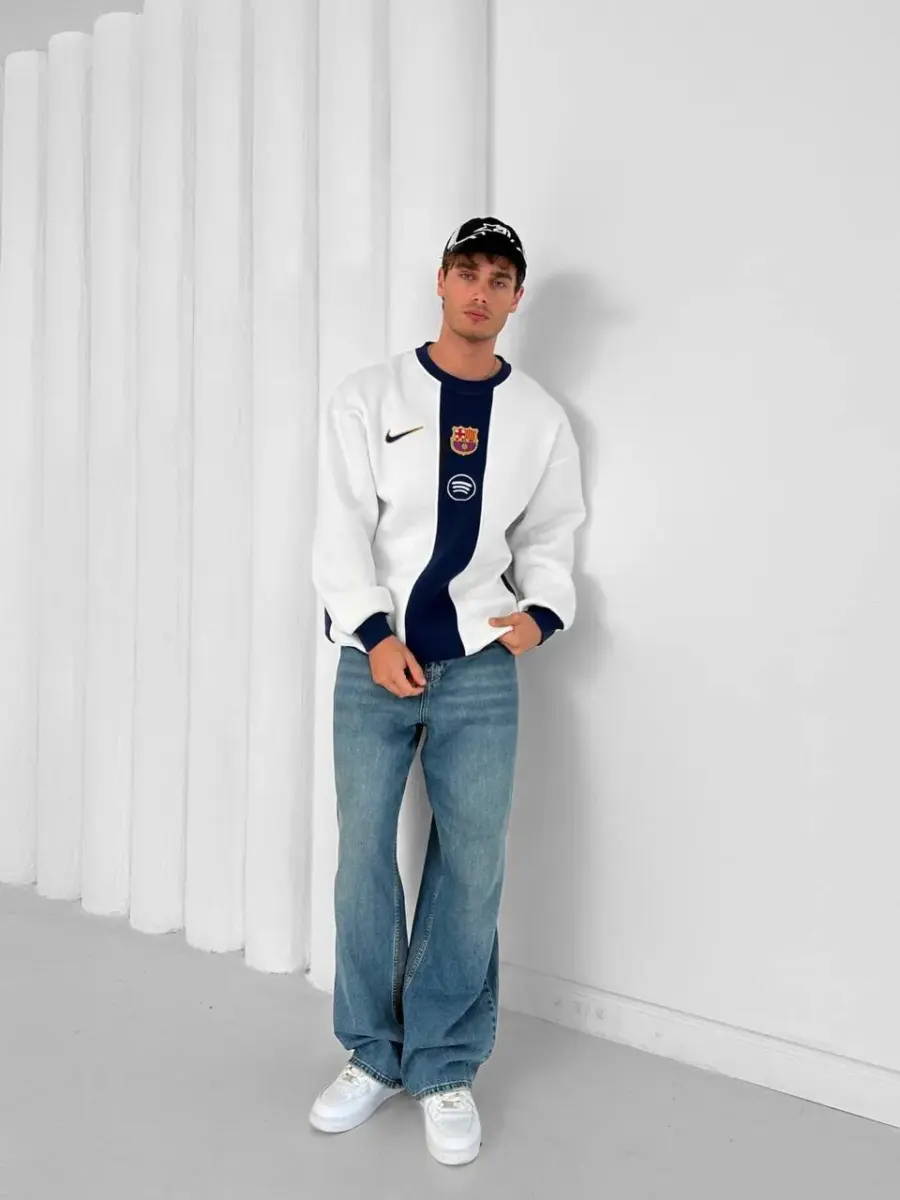 سويت شيرت برشلونة