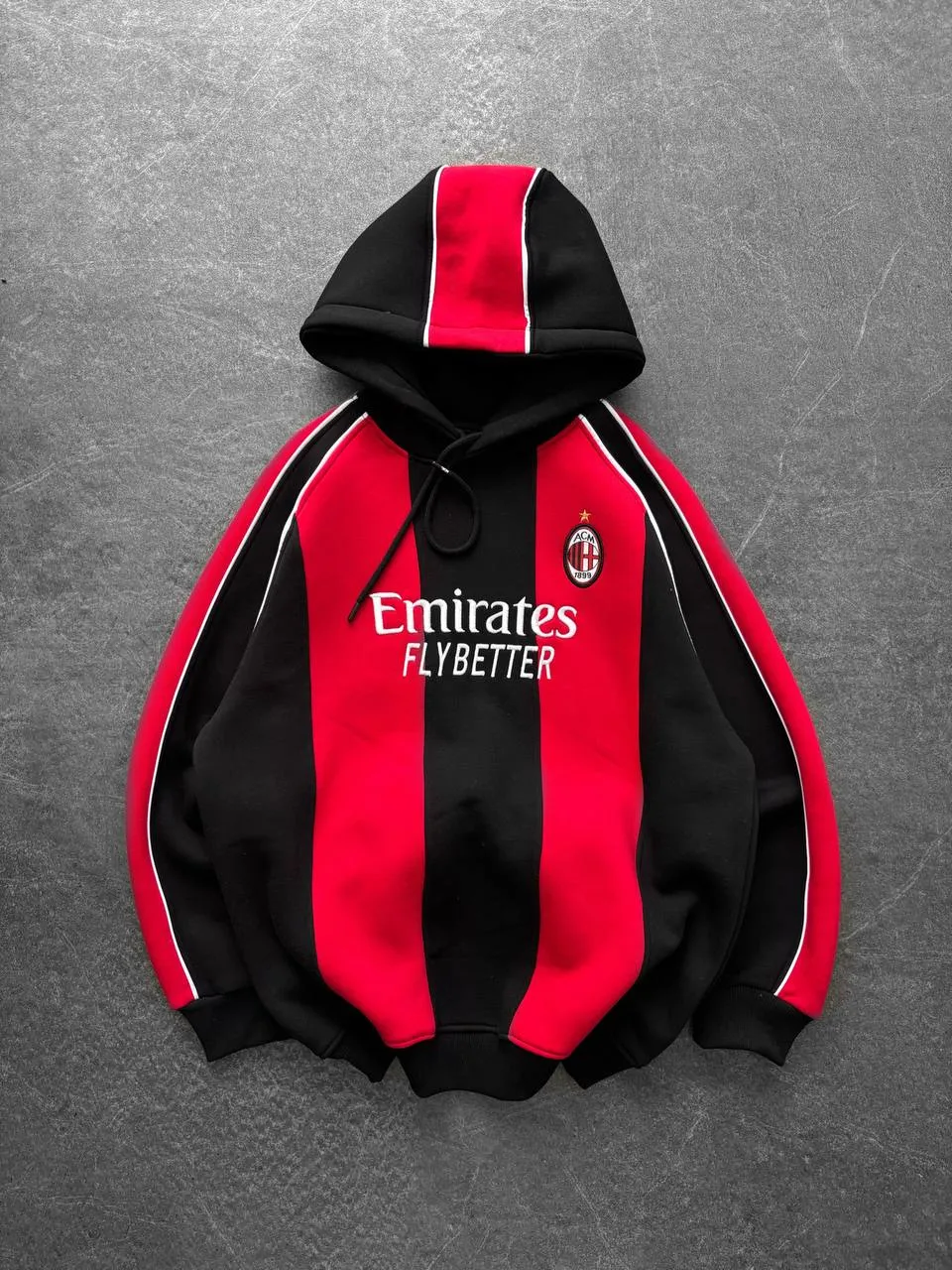 هودي إيسي ميلان