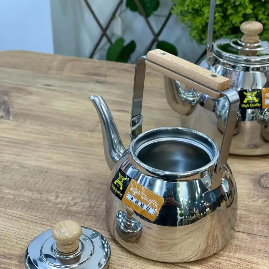 ابريق شاي يد خشبي ستانلس ثقيل  A31