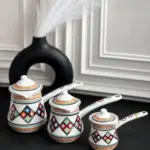 طقم بكارج توتيا ابيض مزخرف 6 قطع