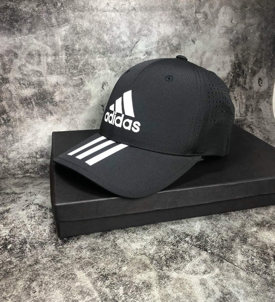 طاقية اديداس adidas