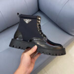 جزمَه برادا PRADA