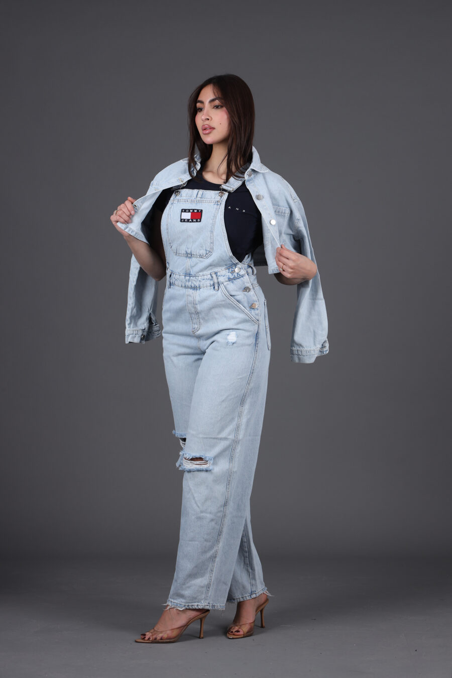 اڤرهول جينز  + جاكيت تومي TOMMY