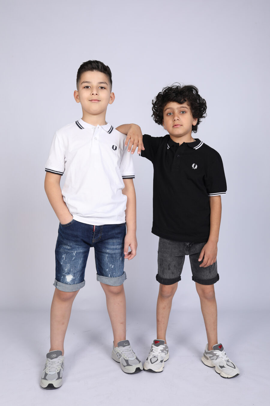 بلوزة فريد بيري