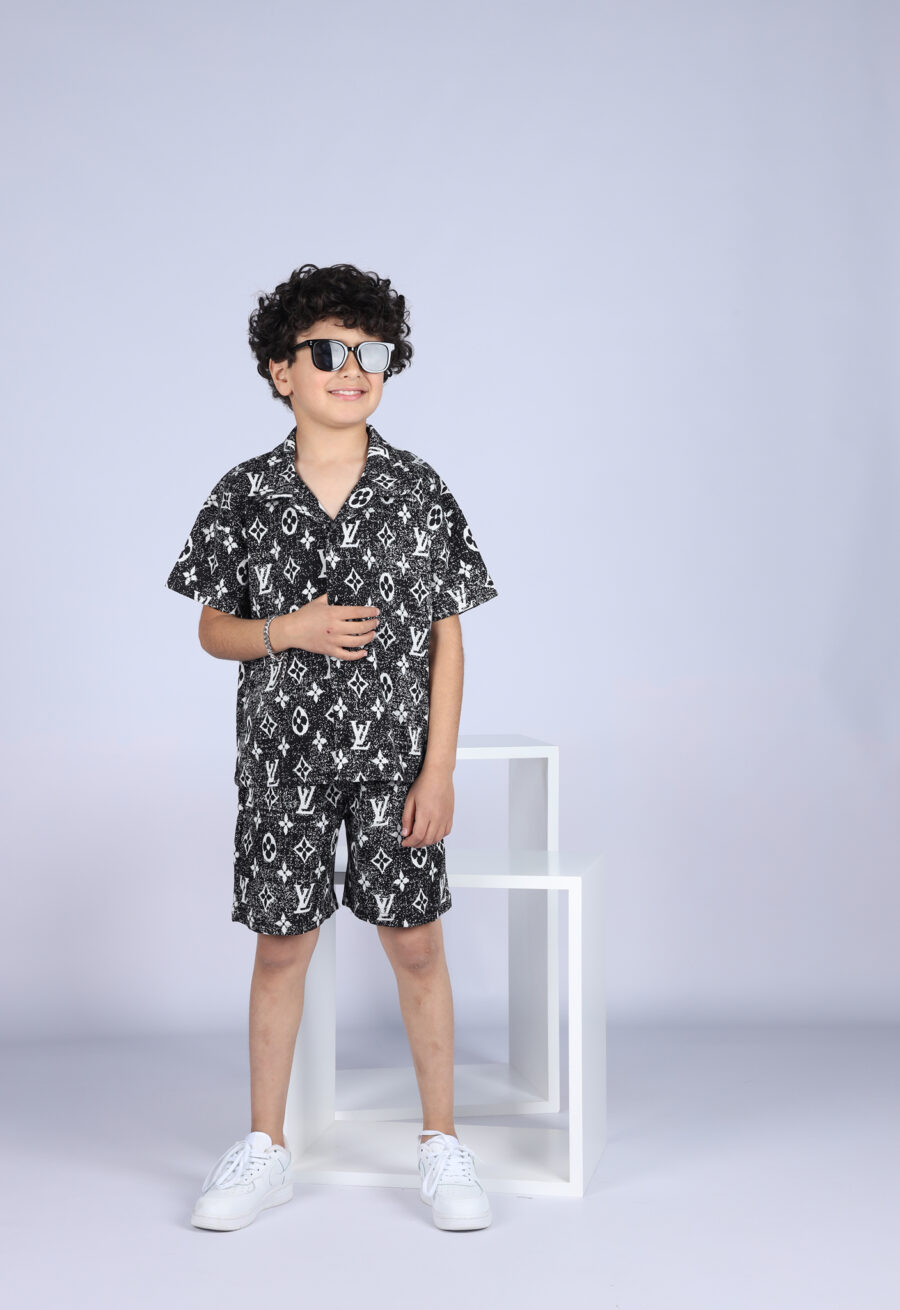 بدله لويڤيتون LV