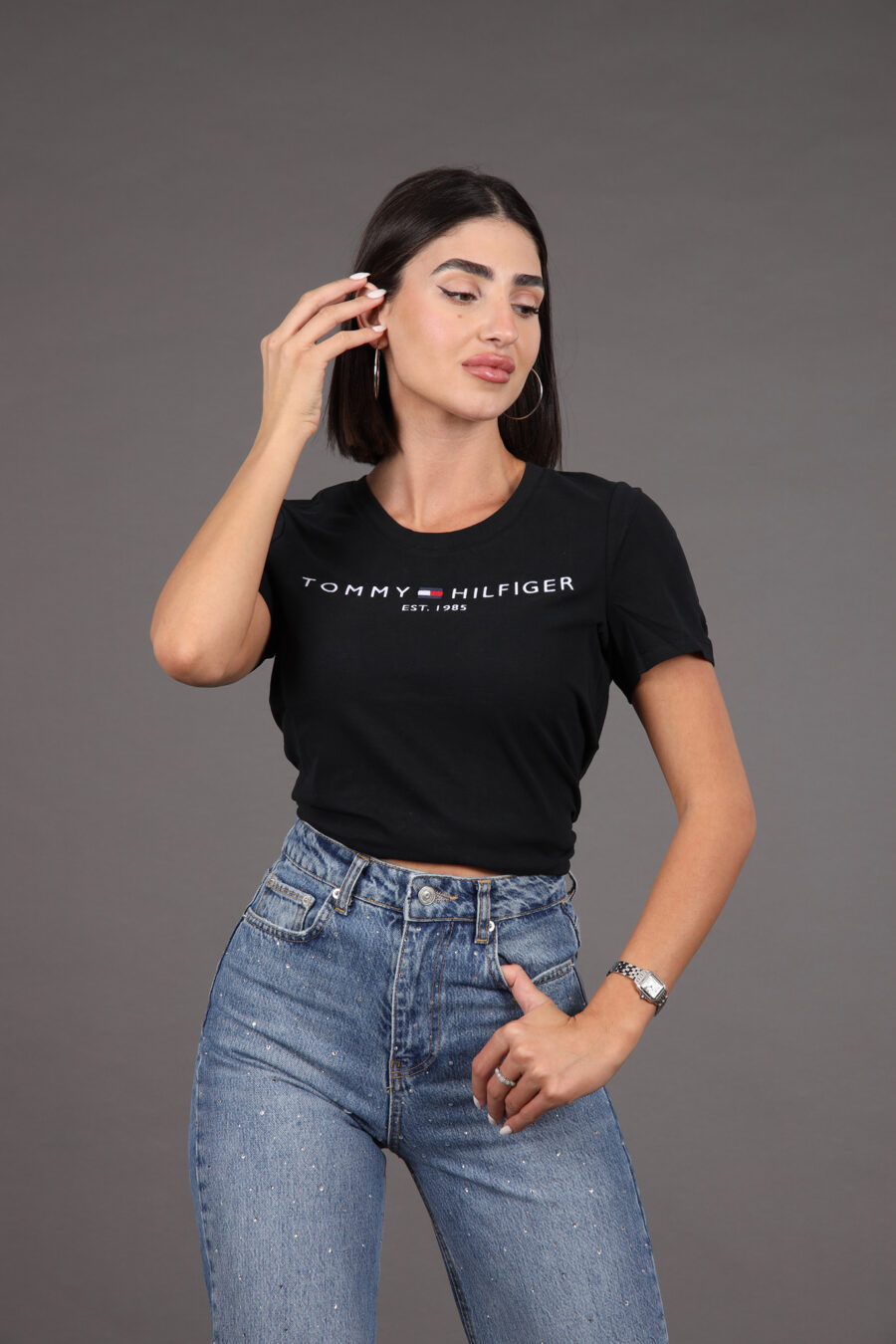 بلوزة تومي TOMMY